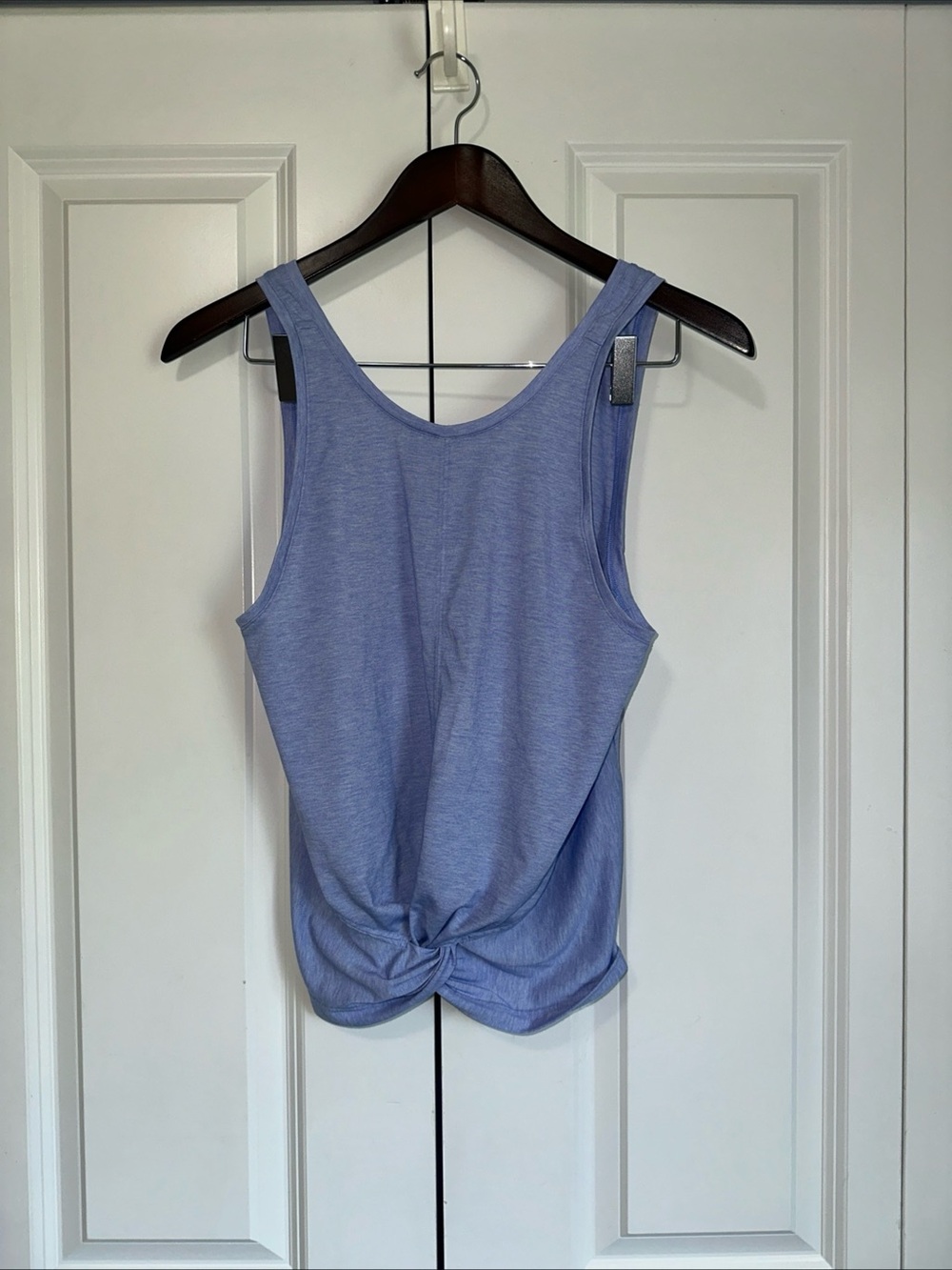 Athleta Essence Twist Lightweight Tank Top M